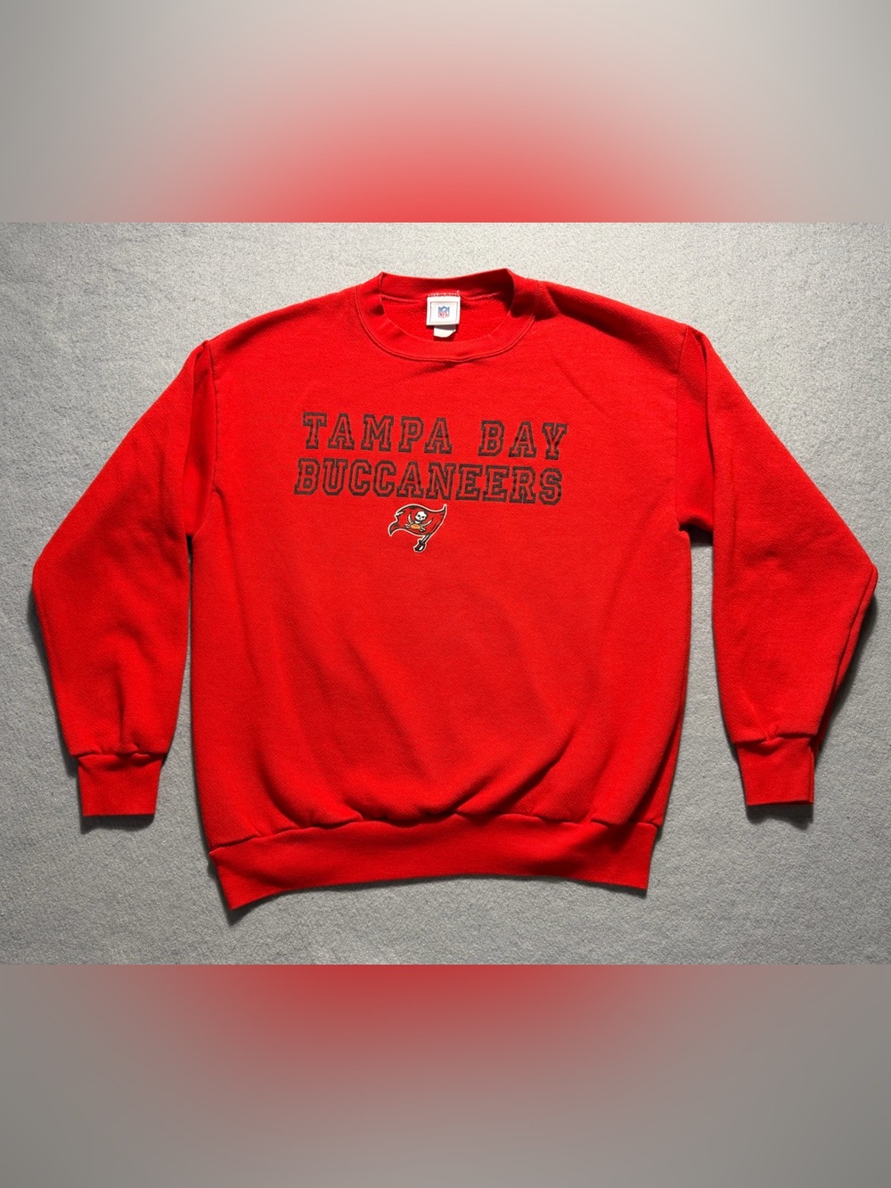 Vintage 90s Football Tampa Bay Buccaneers NFL Sweatshirt Red Crewneck Mens XL